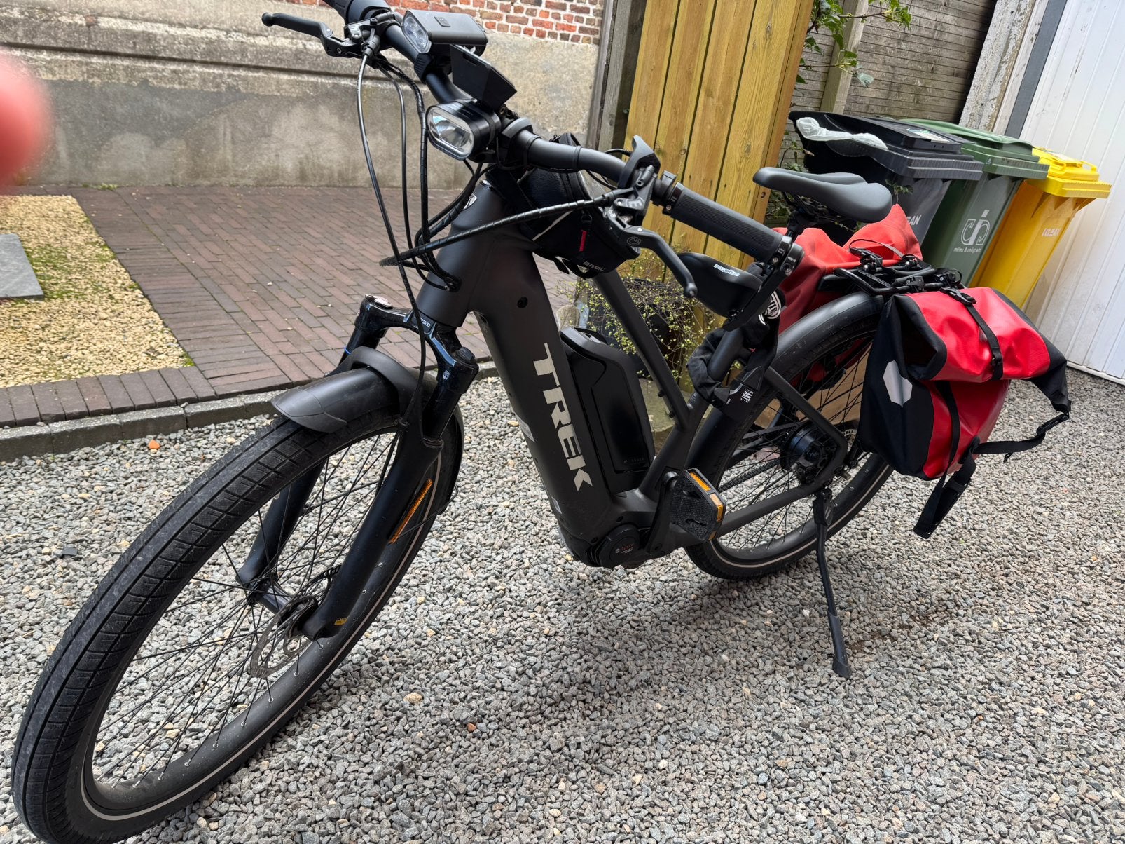 Trek Allant + 9S, Fietsen en Brommers, Ophalen, Gebruikt, 30 tot 50 km per accu, Overige merken