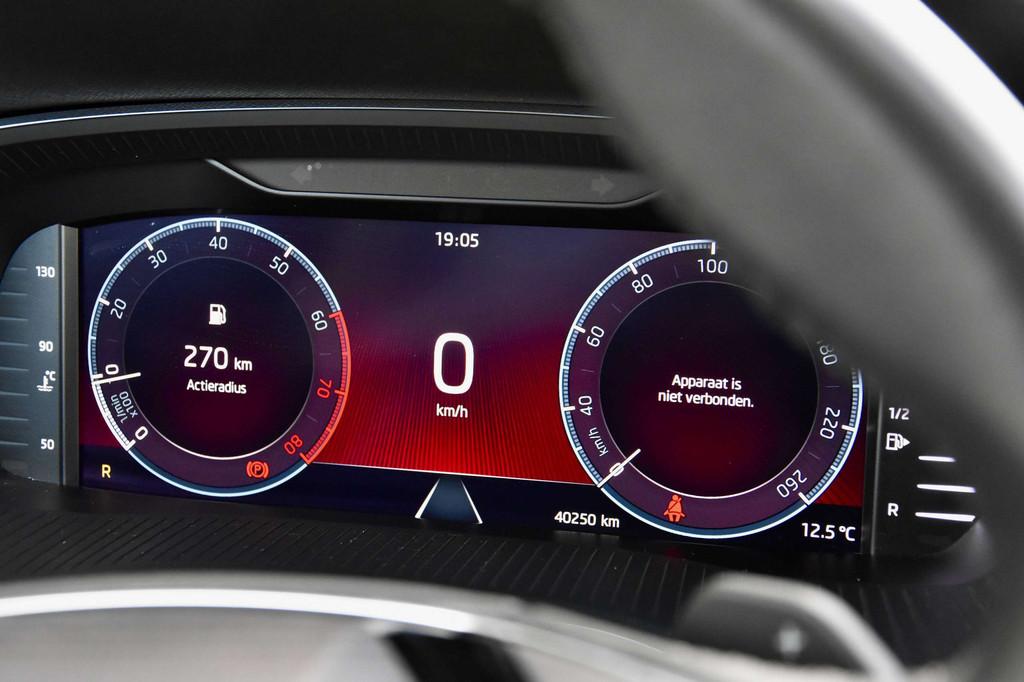 Skoda Octavia DSG - *AUTOMAAT* VIRTUAL COCKPIT * KEYLESS *, Auto's, Skoda, Lichtsensor, Gebruikt, Bedrijf, 5 deurs