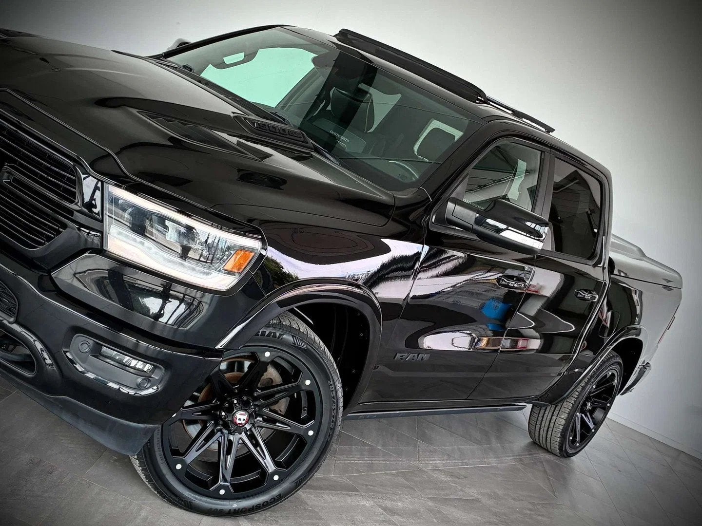 Dodge Ram 5.7 1500 HEMI-T.O.-CARPLAY-CAMERA360-GPS-JANTES22-, Autres modèles, Achat, 408 ch, Entreprise