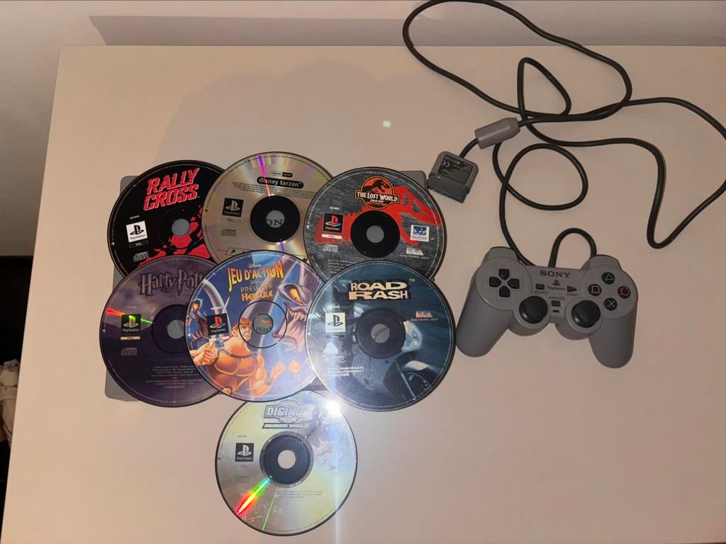 Pack console PlayStation 1 + 7 jeux + Manette DualShock, Zo goed als nieuw, Met 1 controller, Met games