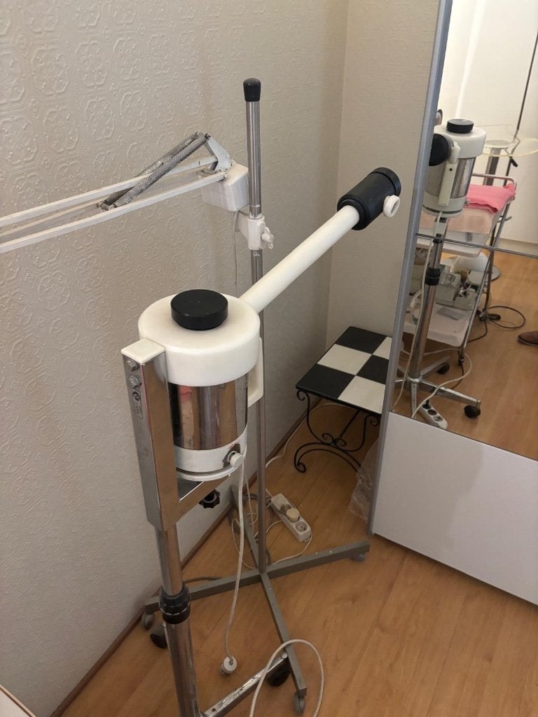 Vaporisateur professionnel visage sur pied, Enlèvement, Utilisé