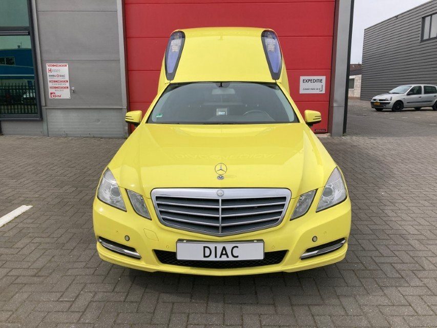 Mercedes-Benz E-250 CDI WITH USED OVERHAULED ENGINE BUILT IN, Auto's, Bestelwagens en Lichte vracht, Automaat, 4 deurs, Gebruikt