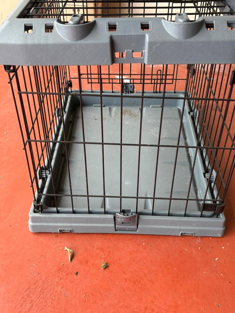 Kleine bench, Dieren en Toebehoren, Hondenhokken, Ophalen, Zo goed als nieuw