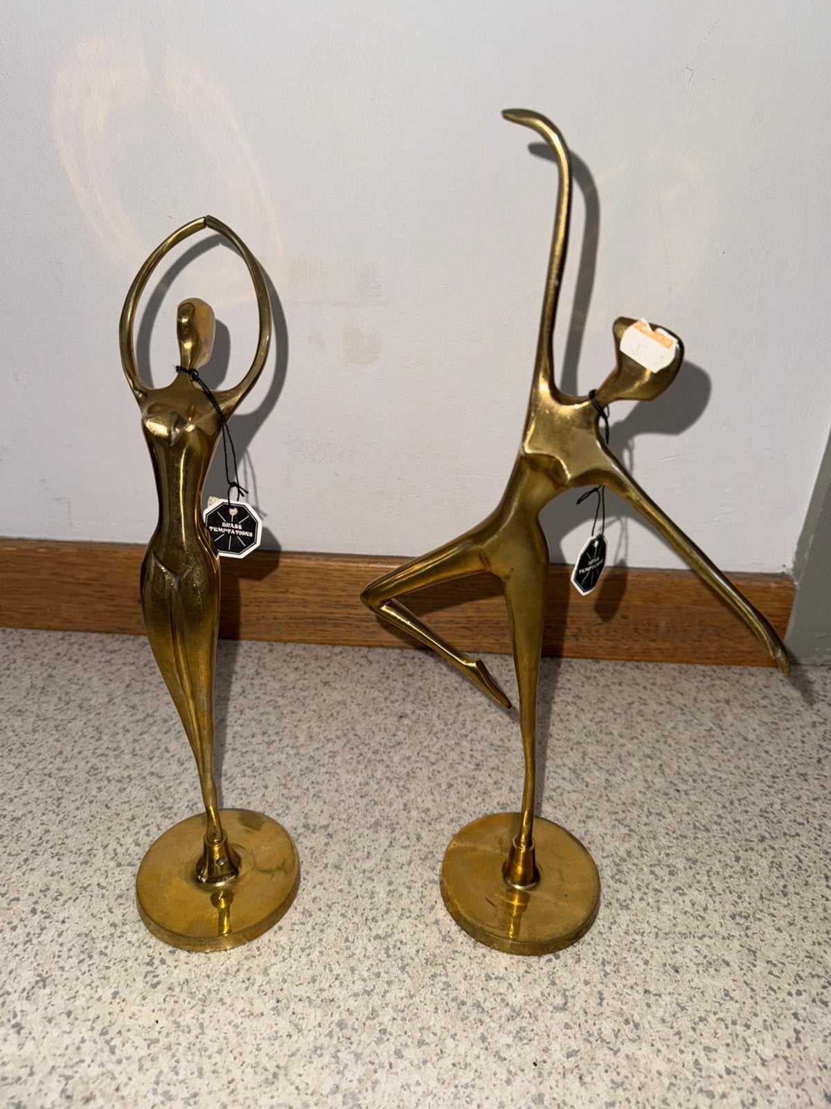 Een paar vintage danseressen — Brass Temptations, Ophalen, Zo goed als nieuw