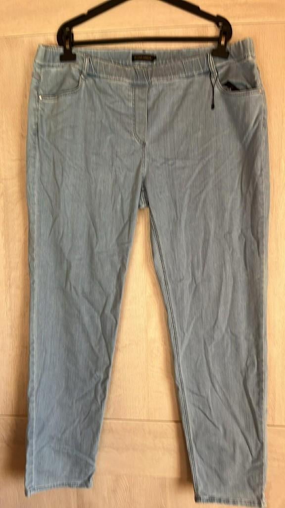 jeans claude arielle stretch 50-52 rekker nooit gedragen, Claude Arielle, Enlèvement ou Envoi, Neuf, Pantalon ou Jeans