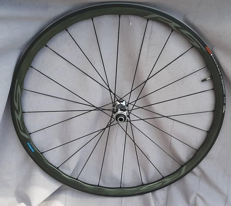 Nieuw carbon voorwiel shimano RS770 C30, Fietsen en Brommers, Fietsonderdelen, Nieuw, Wiel, Carbon, Ligfiets, Racefiets, Tijdrit-/triatlonfiets