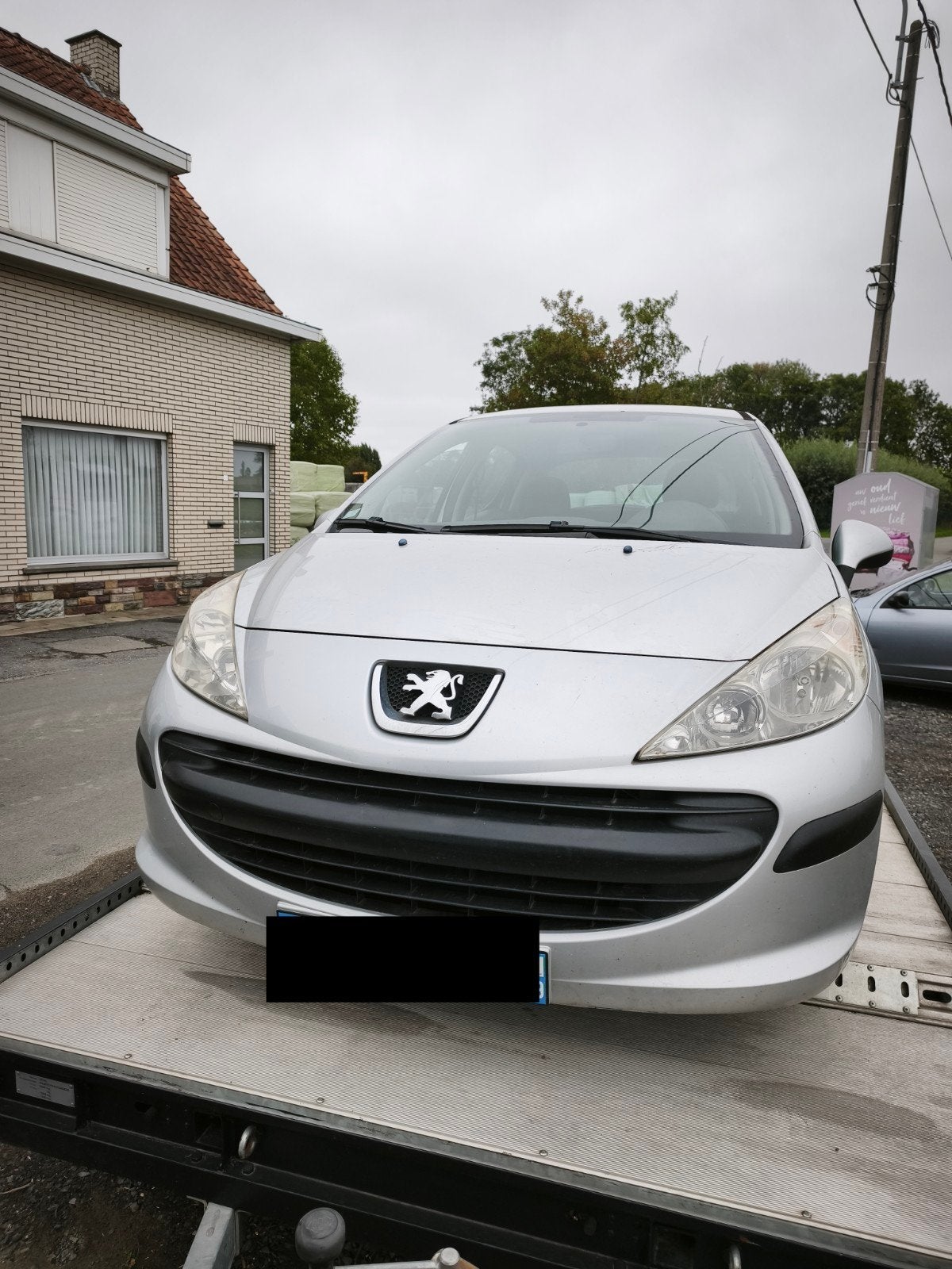 Peugeot 207 1,4 HDI en panne, Autos, Argent ou Gris, Achat, Entreprise, Boîte manuelle