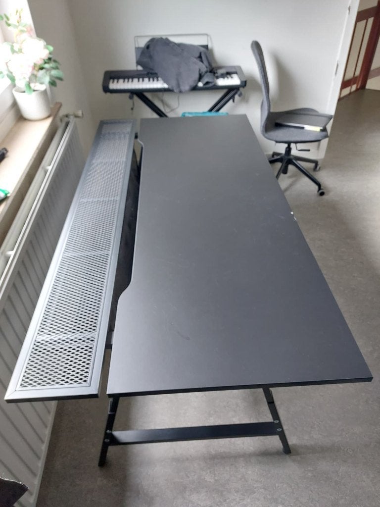 IKEA UTESPELARE Bureau, Huis en Inrichting, Bureaus, Ophalen, Gebruikt, In hoogte verstelbaar, IKEA