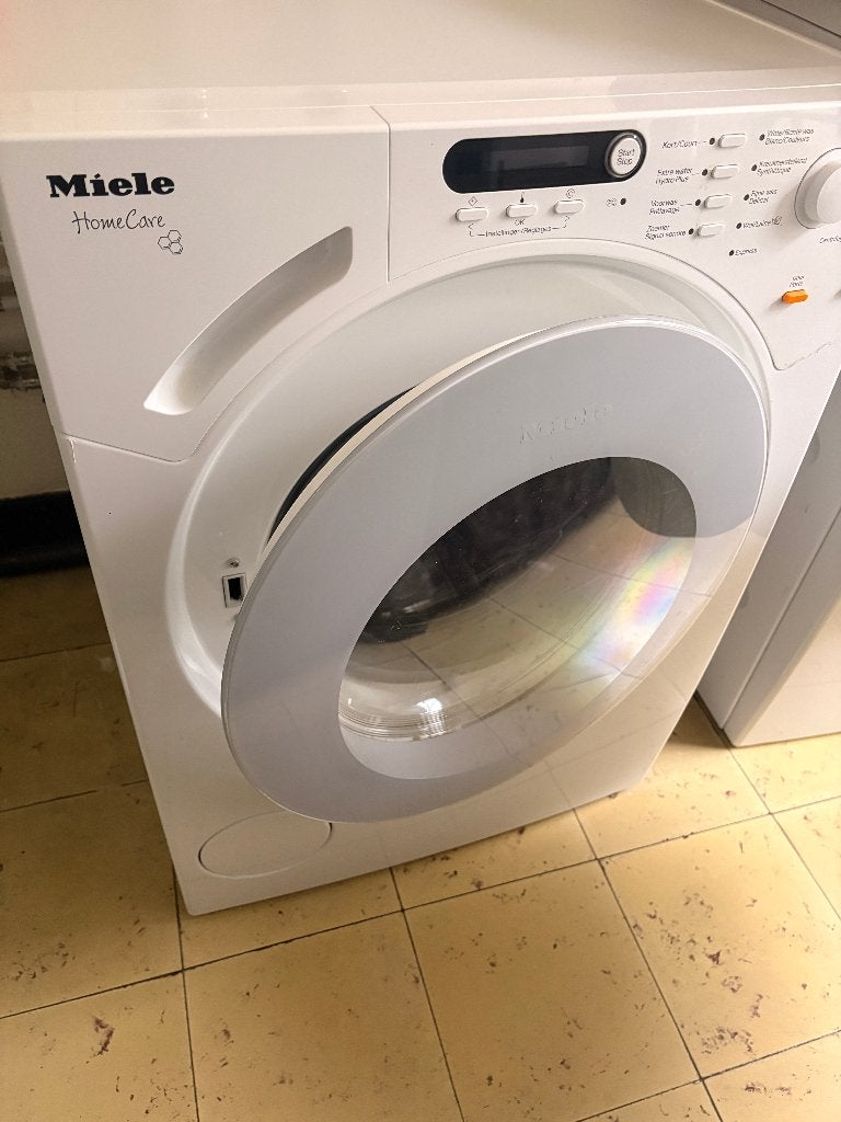 wasmachine Miele, Elektronische apparatuur, 6 tot 8 kg, Ophalen, Gebruikt, 1200 tot 1600 toeren