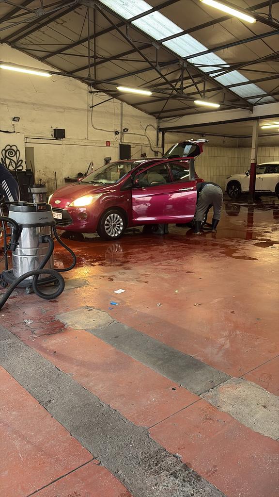 Ford ka 2010, Autos, 1242 cm³, Achat, Boîte manuelle, Noir