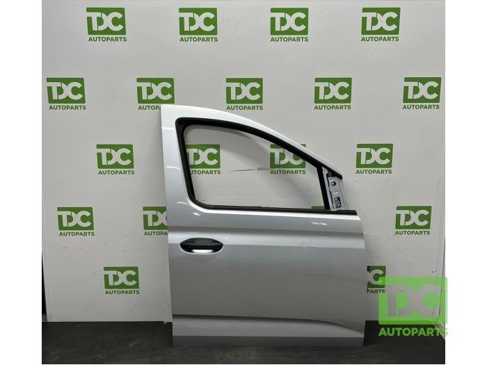 Portière 2portes droite d'un Volkswagen Caddy (LA7W), Volkswagen, Utilisé, Porte, -