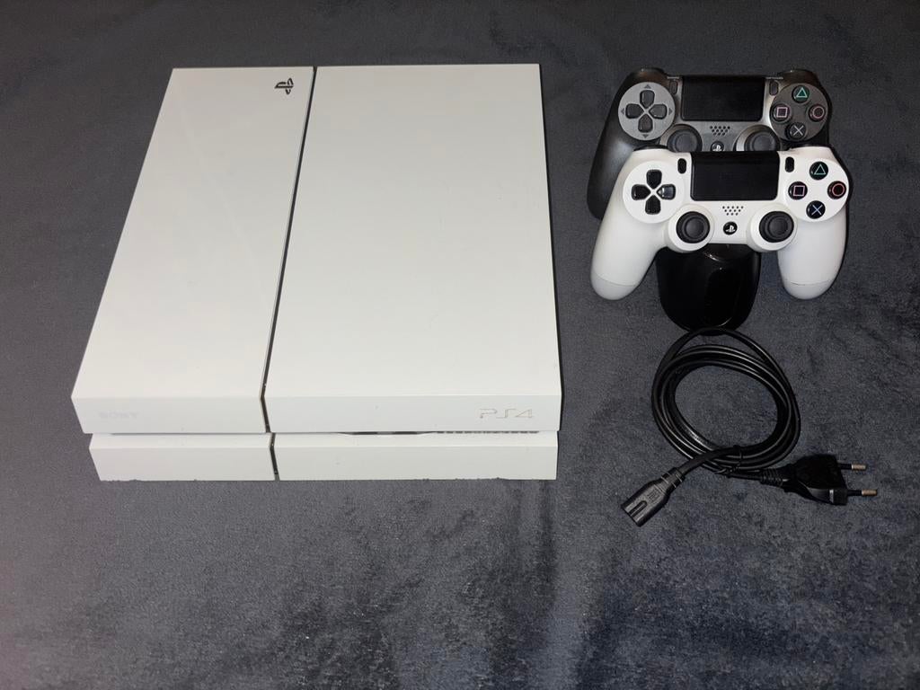 Playstation 4 met 2 controllers, Ophalen, Zo goed als nieuw, Met 2 controllers
