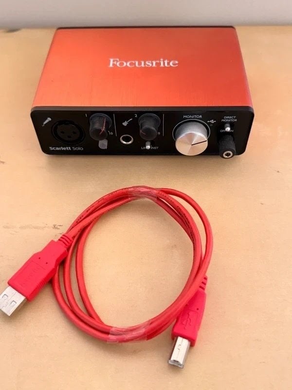 Focusrite Scarlett Solo (2nd Gen) audio-interface, Computers en Software, Geluidskaarten, Zo goed als nieuw, Ophalen of Verzenden