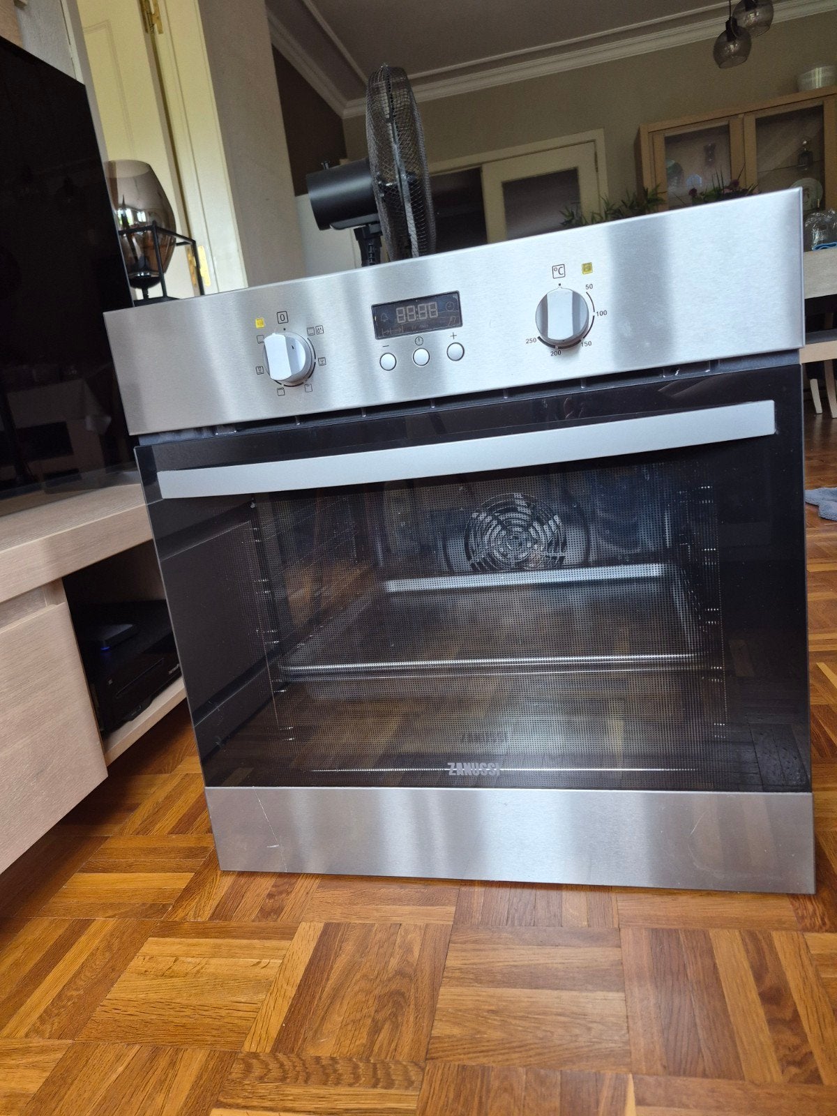 Four à convection multifonctionnel Zanussi (à peine utilisé), Electroménager, Fours, Comme neuf, Encastré, Zanussi, 55 à 60 cm