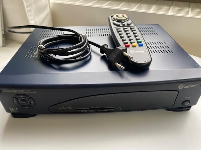 Télécommande du récepteur satellite numérique Aston Simba201, Enlèvement ou Envoi, Comme neuf, Moins de 60 watts