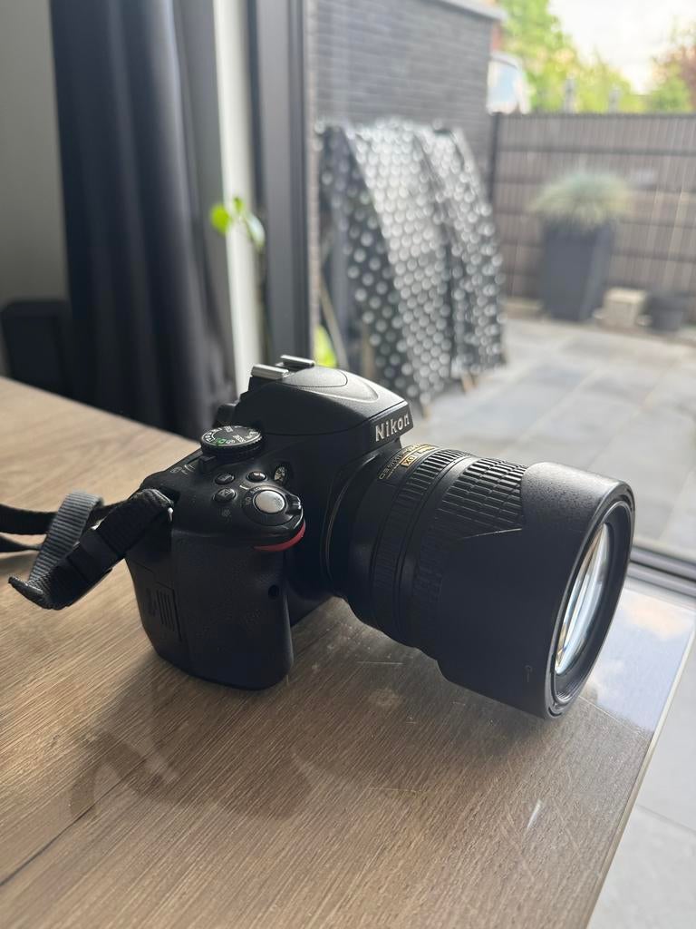 Nikon D5100 spiegelreflex camera met lens 18-105mm AF, Ophalen, Zo goed als nieuw, Spiegelreflex, Nikon