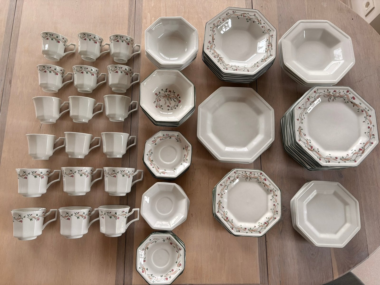 Groot servies Johnson Bro’s, Ophalen