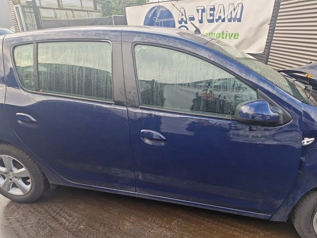PORTE AVANT DROITE Dacia Sandero II (|801008681R|), Dacia, Renault Deutschland AG, Utilisé, Peter-Huppertz-Straße 5
51063  Köln, DE