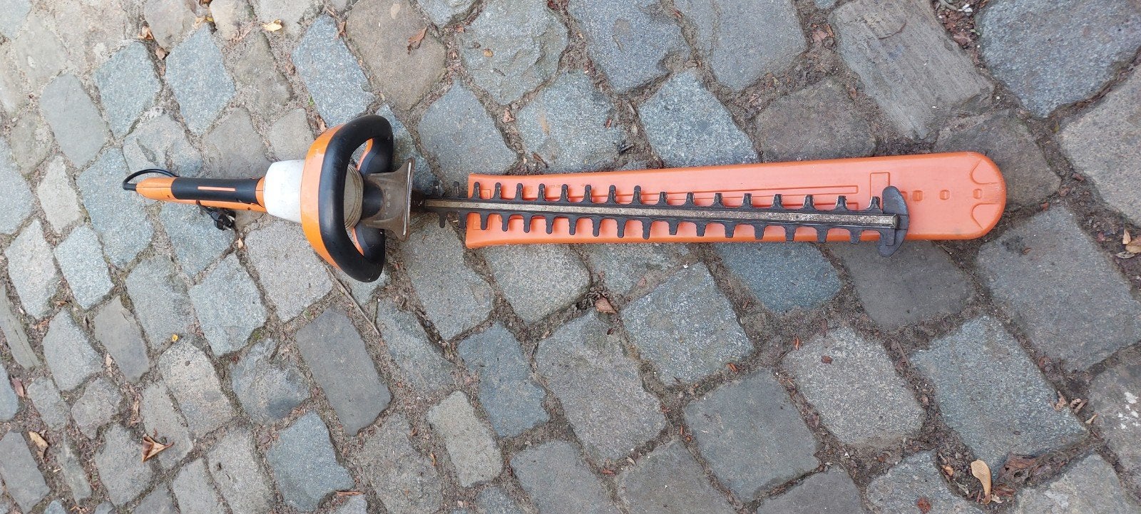 heggeschaar stihl HSE71, Ophalen