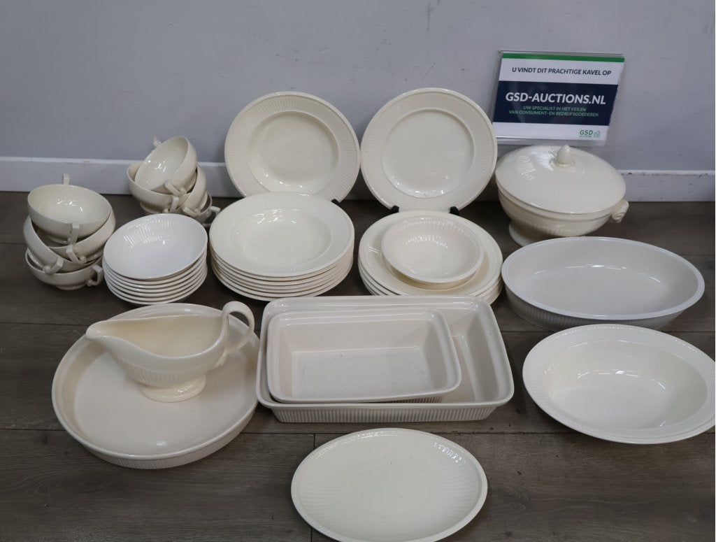 Groot Wedgwood Servies, Niet ingevuld, Niet ingevuld, Niet ingevuld