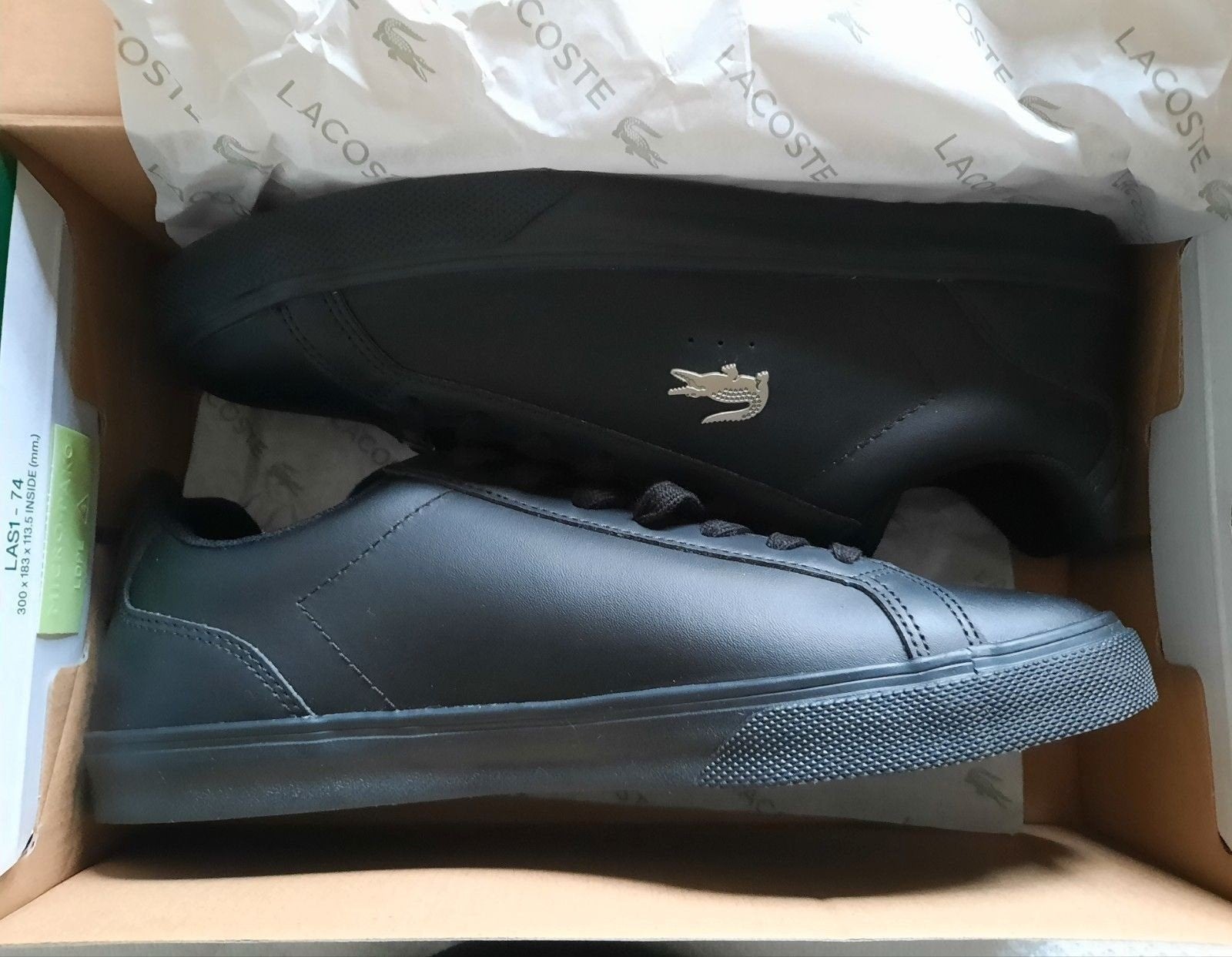 Splinternieuwe Lacoste heren Sneakers - Maat 41 - zwart, Neuf, Lacoste, Enlèvement, Baskets