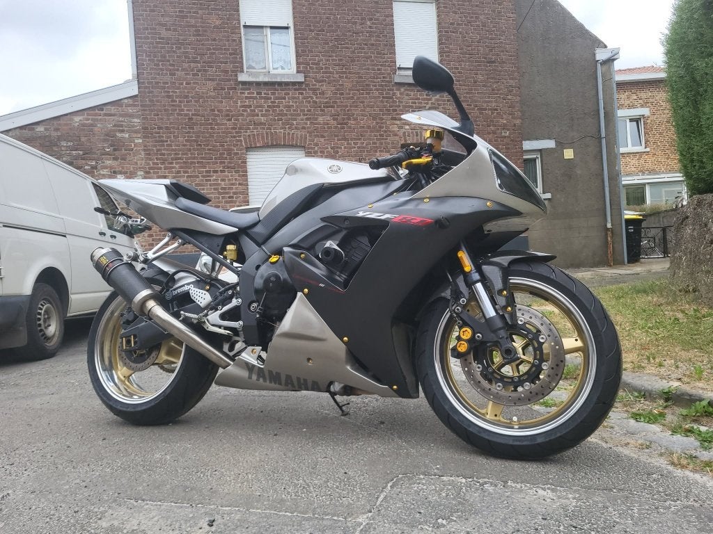 Yamaha yzf-r1 avec contrôle technique, Plus de 35 kW, Super Sport, Particulier, 4 cylindres