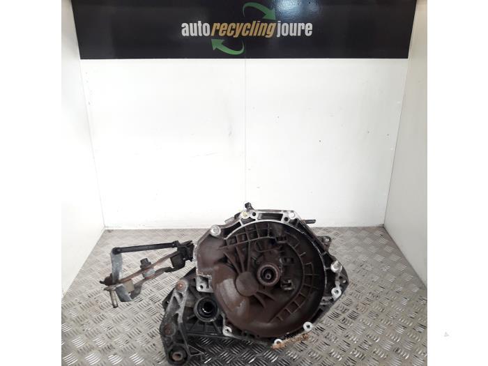 Boîte de vitesse d'un Opel Corsa, Autos : Pièces & Accessoires, Transmission & Accessoires, Opel, Utilisé, 3 mois de garantie