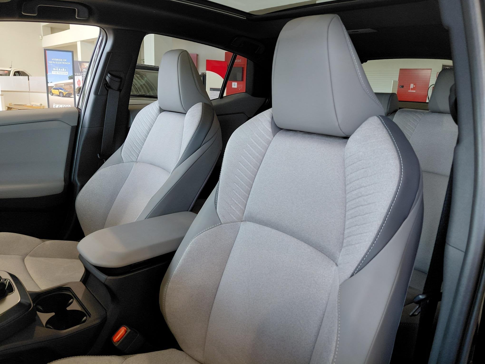 Toyota C-HR V05 Style, Auto's, Automaat, Stof, Zwart, Nieuw