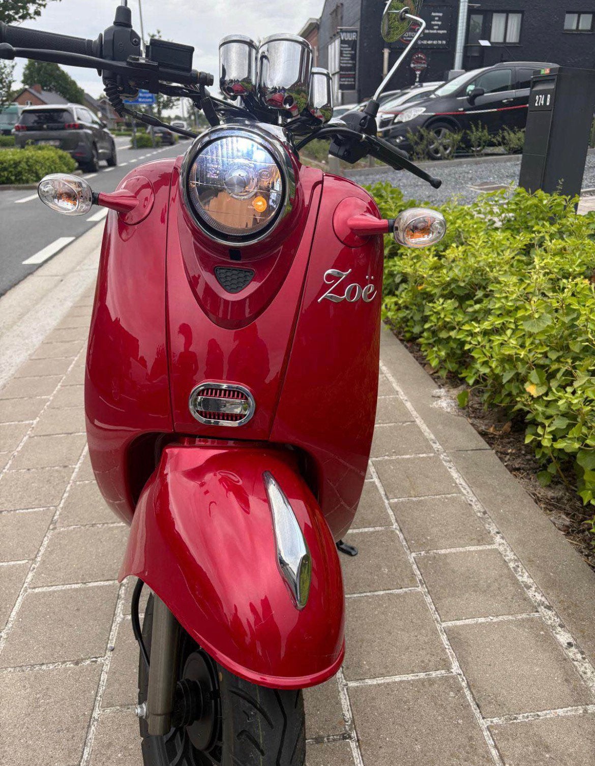 Retro Zoë scooter bordeaux, Enlèvement, Comme neuf