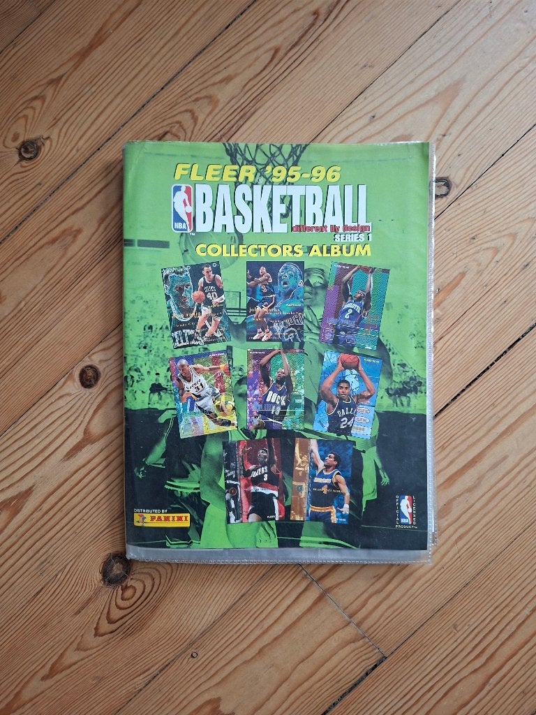 Fleer 95-96 basketball collectors album, Ophalen of Verzenden, Gebruikt, Meerdere plaatjes