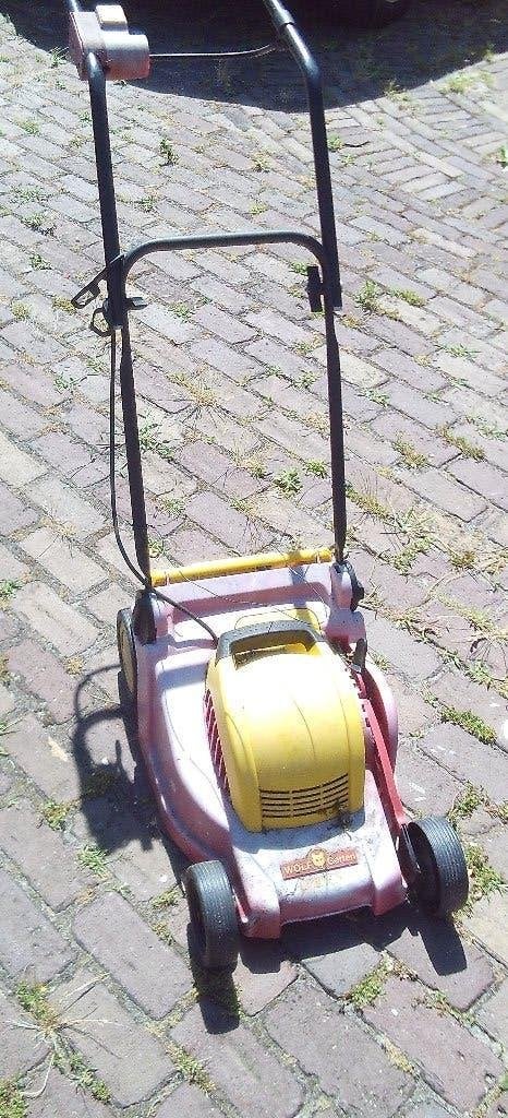 Tondeuse à gazon qui fonctionne bien - Wolf Garten, Jardin & Terrasse, Tondeuses à gazon, Enlèvement, Utilisé, Tondeuses à gazon électriques