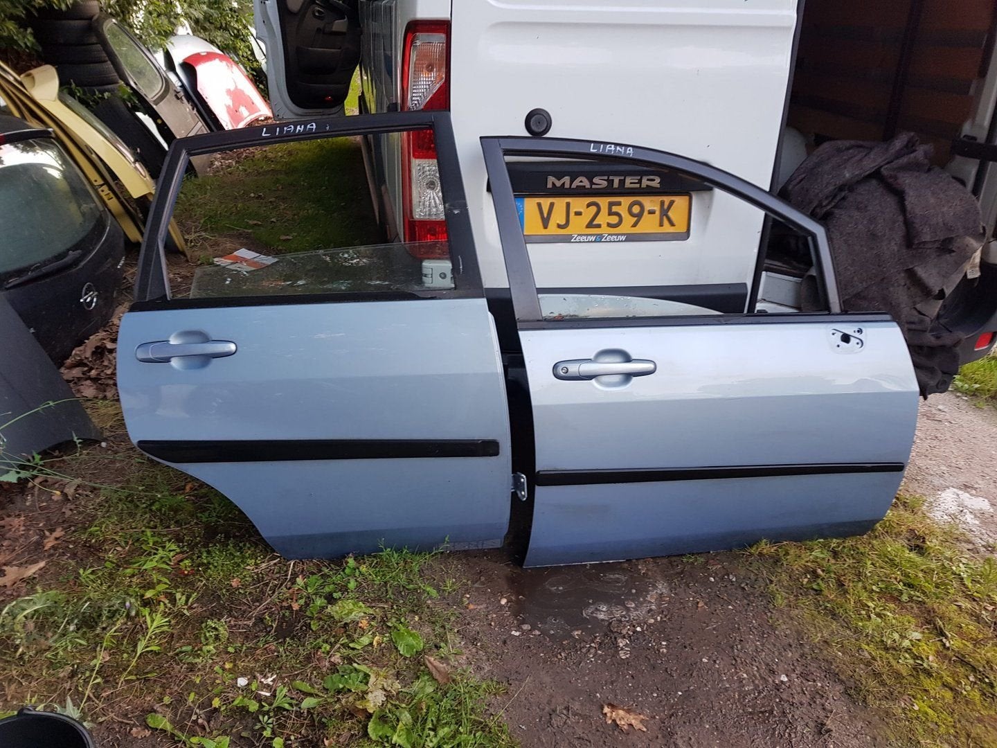 SUZUKI LIANA PORTIEREN RV+RA BJ 2006, Gebruikt, -, Deur, -