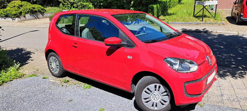 VW Up! met airco, gekeurd voor verkoop., Autos, Volkswagen, Rouge, Achat, Up!, Boîte manuelle