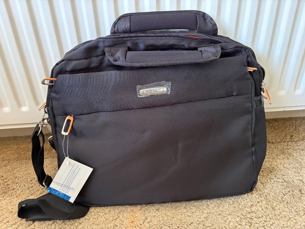 laptoptassen schoudertassen NIEUW, Computers en Software, Laptoptassen, Groen, 17 inch of meer, Nieuw, Ophalen of Verzenden