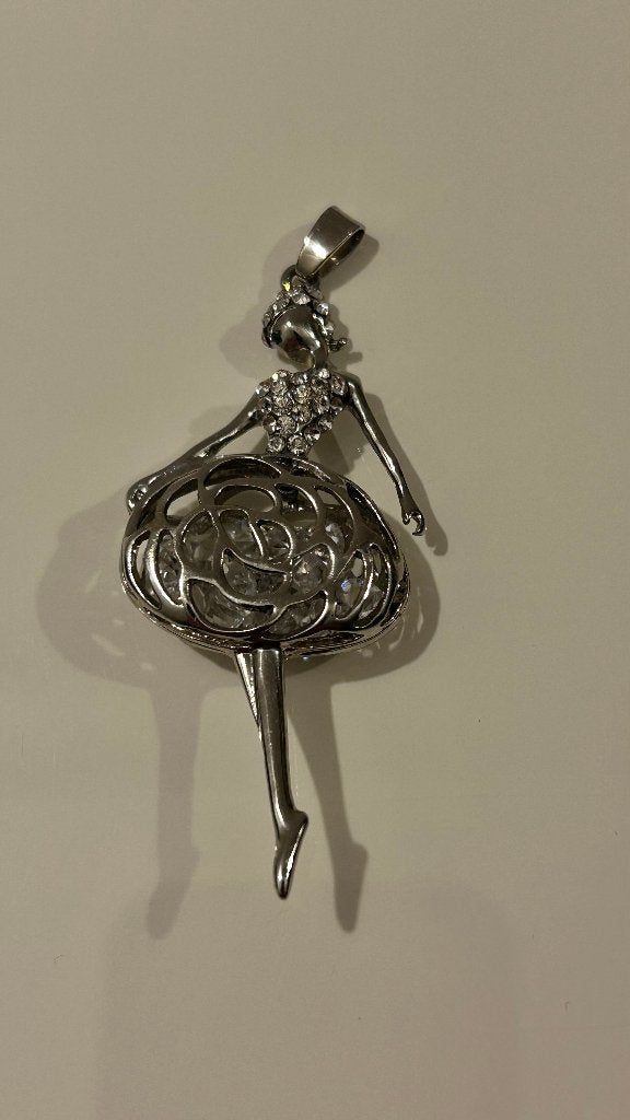 Zilverkleurig hangertje met dame, Bijoux, Sacs & Beauté, Pendentifs, Enlèvement ou Envoi, Neuf, Argent