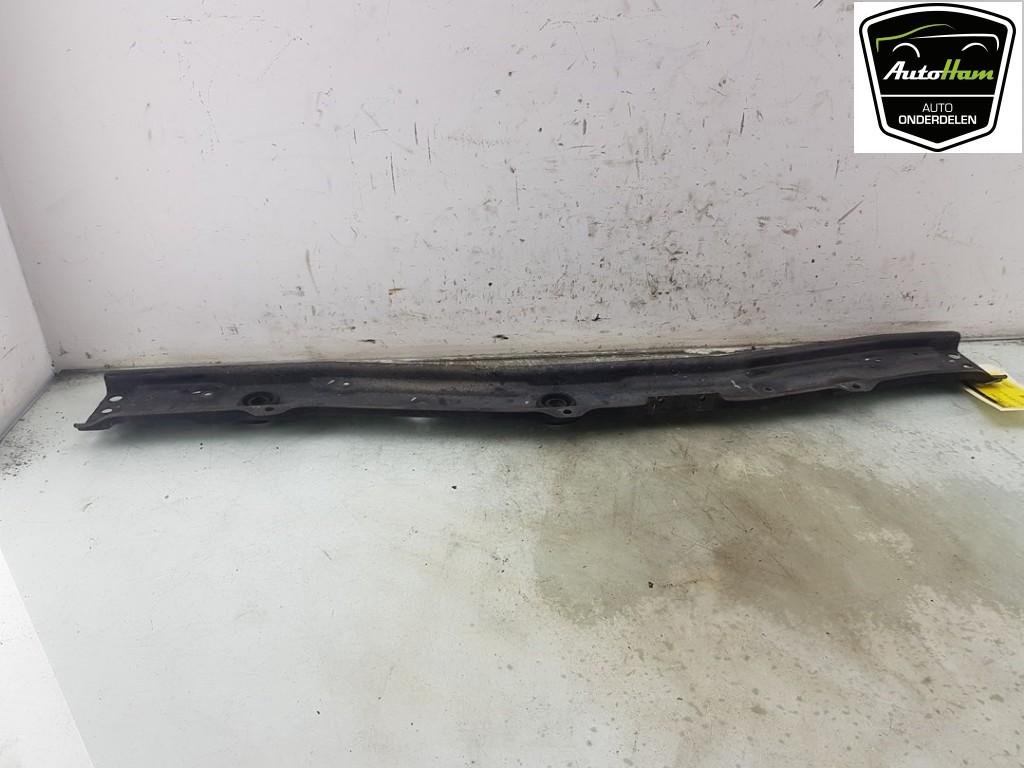 RADIATEUR SUPPORT Suzuki Alto (|72381M68K00|72380M68K10|), Dhr. J. Ham, Administratie@autoham.nl, Utilisé, Suzuki