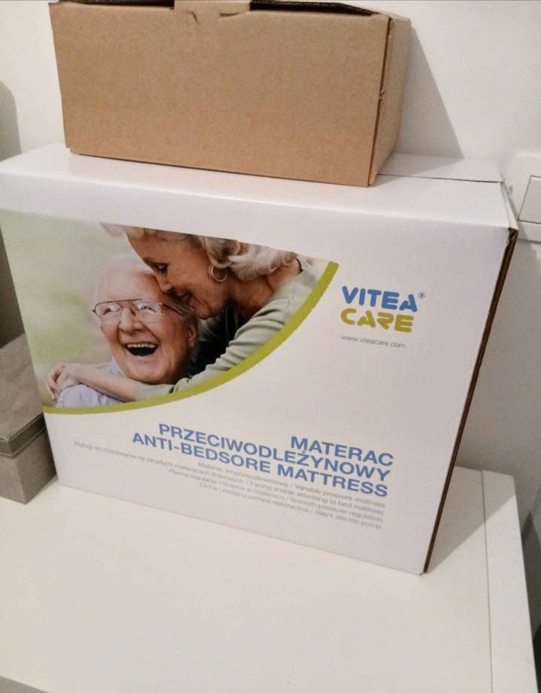 anti-decubitusmatras met automatische pomp, Ophalen