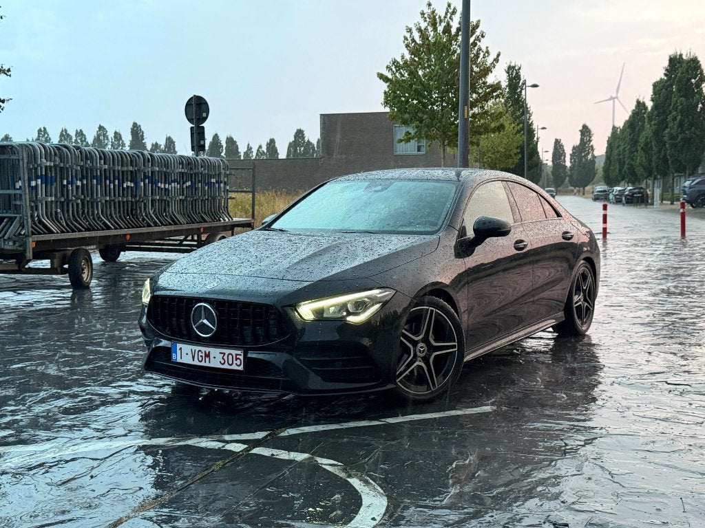 Mercedes-Benz CLA180 AMG Pack !, Auto's, Automaat, CLA, 4 cilinders, Alcantara