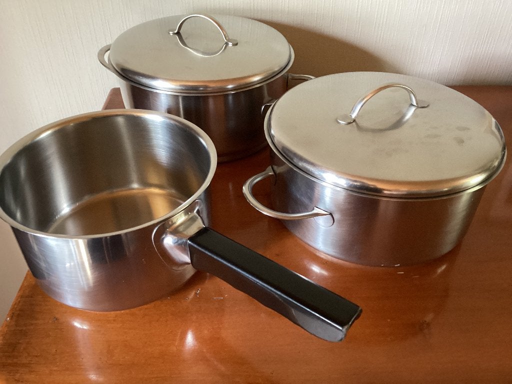 2 NSN kookpotten met deksel en 1 NSN steelpan., Enlèvement, Utilisé, Inox