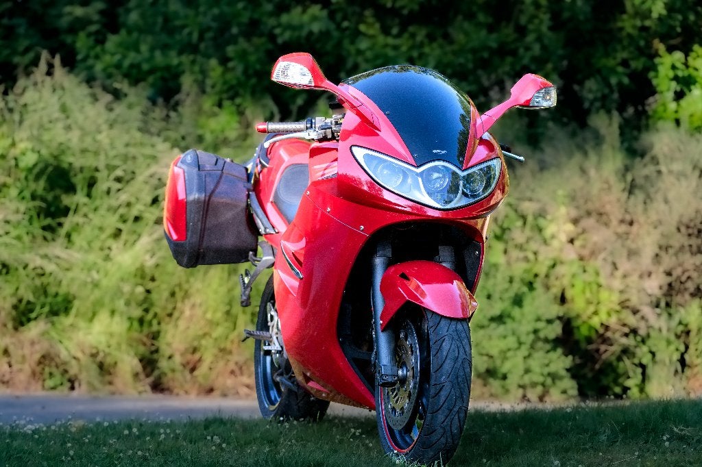 Triumph Sprint ST1050 ABS 2010, Motoren, Motoren | Triumph, Occasion, Motorrijbewijs A, 3 cilinders, 1050 cc