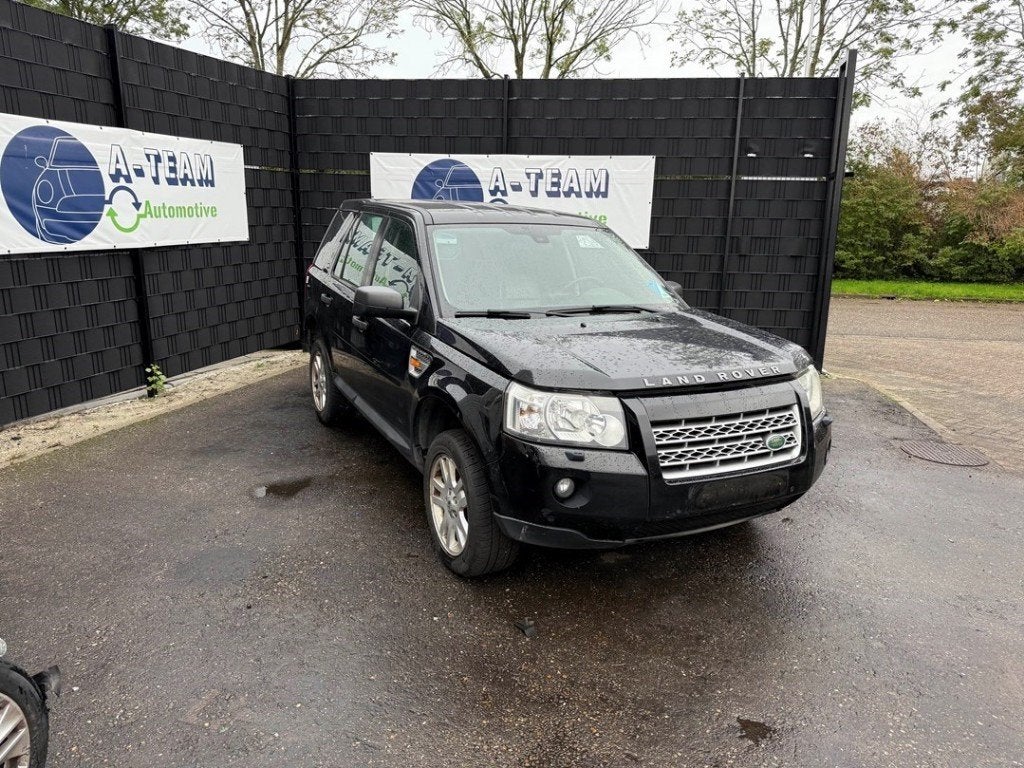 KOPLAMP RECHTS Freelander II (|LR001560|LR001561|), Campus Kronberg 7
61476  Kronberg im Taunus, DE, Jaguar Land Rover Deutschland GmbH