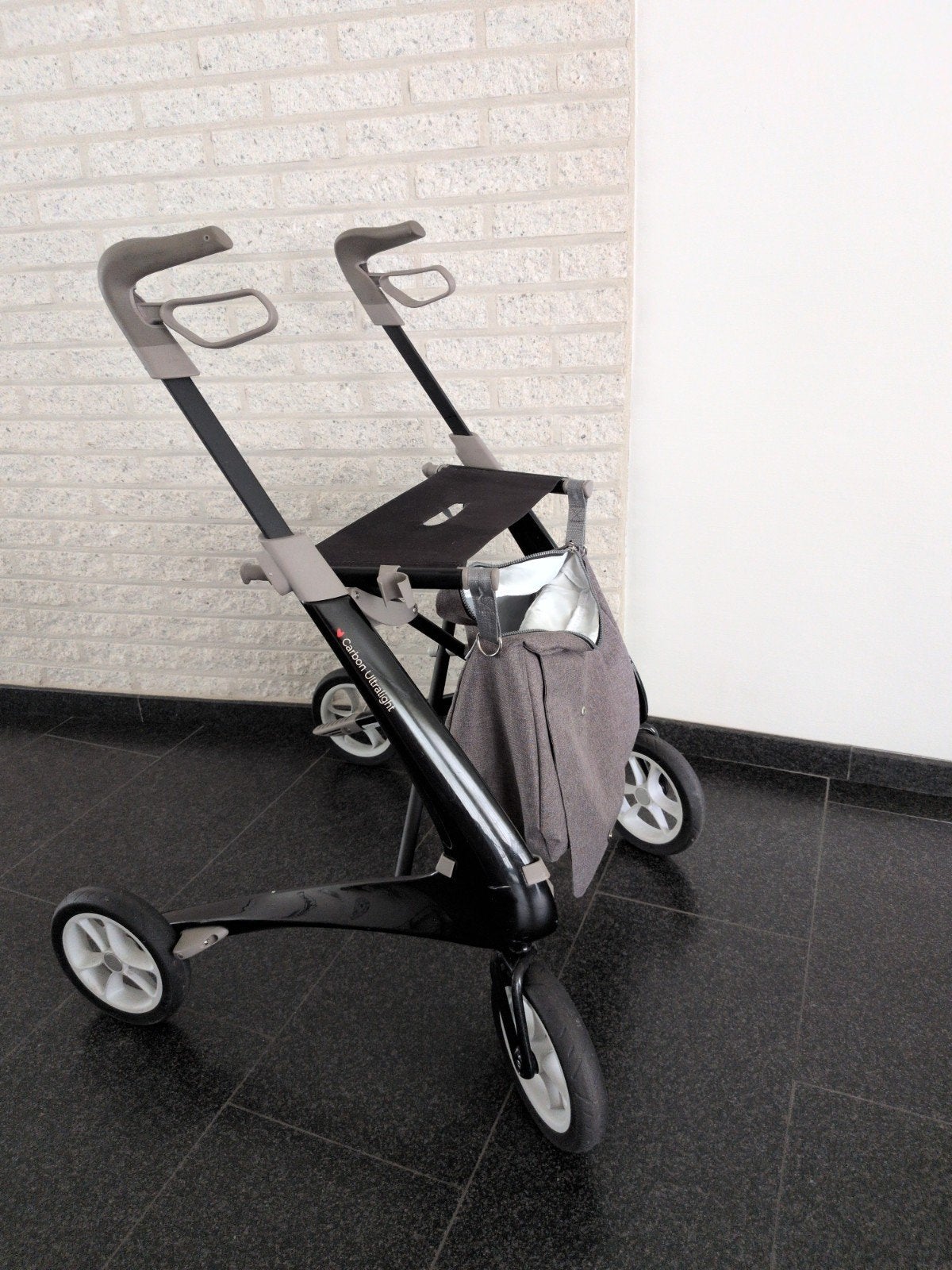 rollator byArce, Ophalen, Opvouwbaar, Zo goed als nieuw