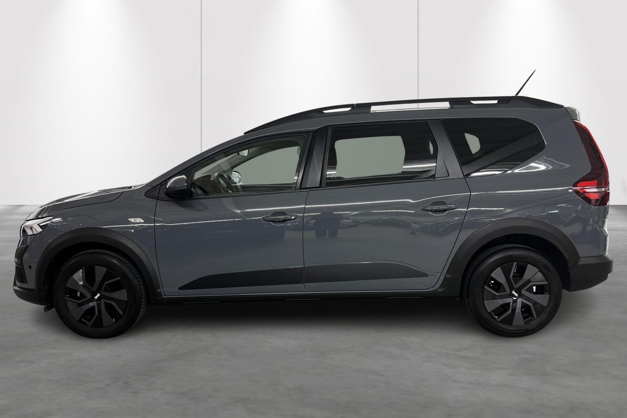 Dacia Jogger 1.0 TCe 110 expression 7p., Autos, Argent ou Gris, Achat, 7 places, Boîte manuelle