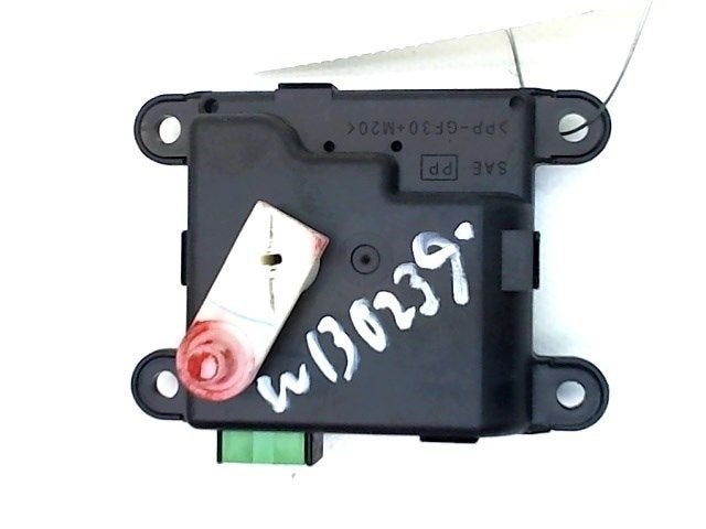 ACTIONNEUR MOTEUR VOLET CHAUFFAGE Suzuki Splash, Utilisé, Suzuki