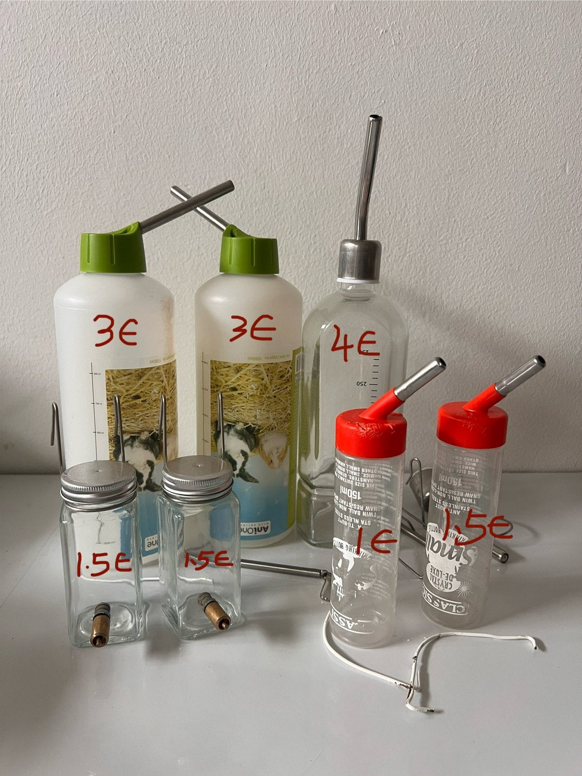 7 bouteilles d'eau pour cobayes ou lapins, Animaux & Accessoires, Rongeurs & Lapins | Accessoires, Enlèvement ou Envoi, Comme neuf