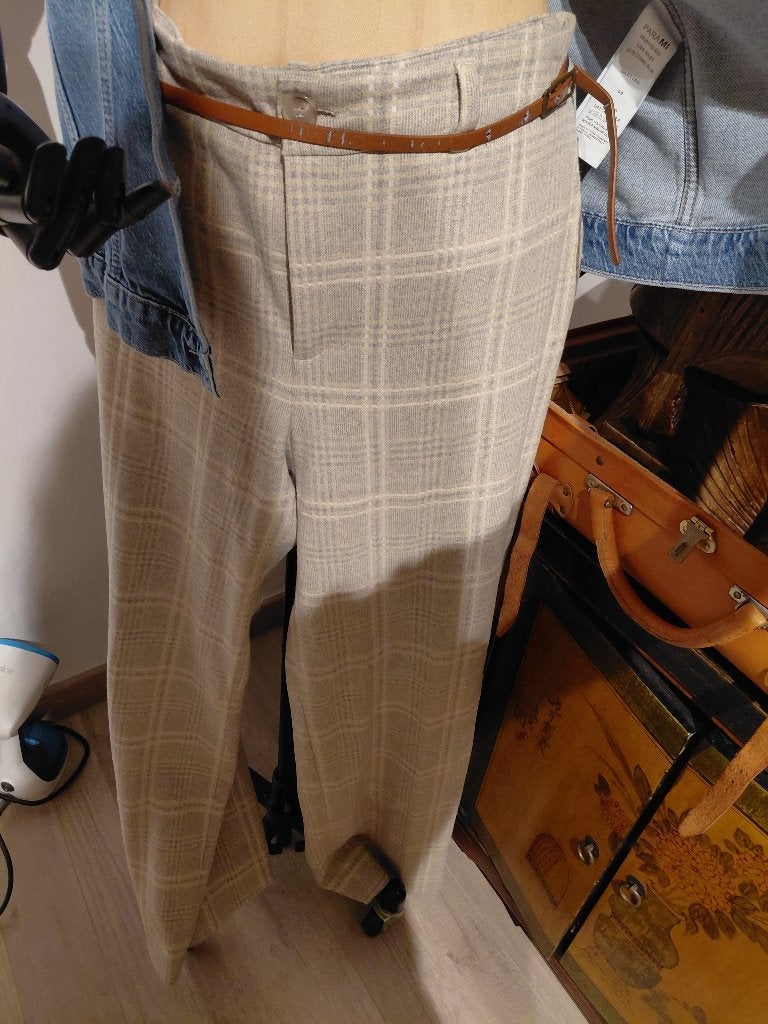 xandres prachtige broek m44, Ophalen, Zo goed als nieuw, Maat 42/44 (L)