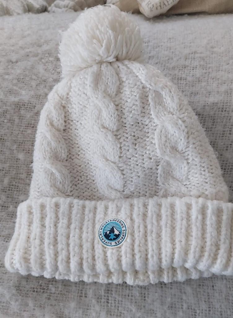 Witte wollen skimute, Superdry Universele maat, Sport en Fitness, Skiën en Langlaufen, Gebruikt, Kleding, Ski, Ophalen