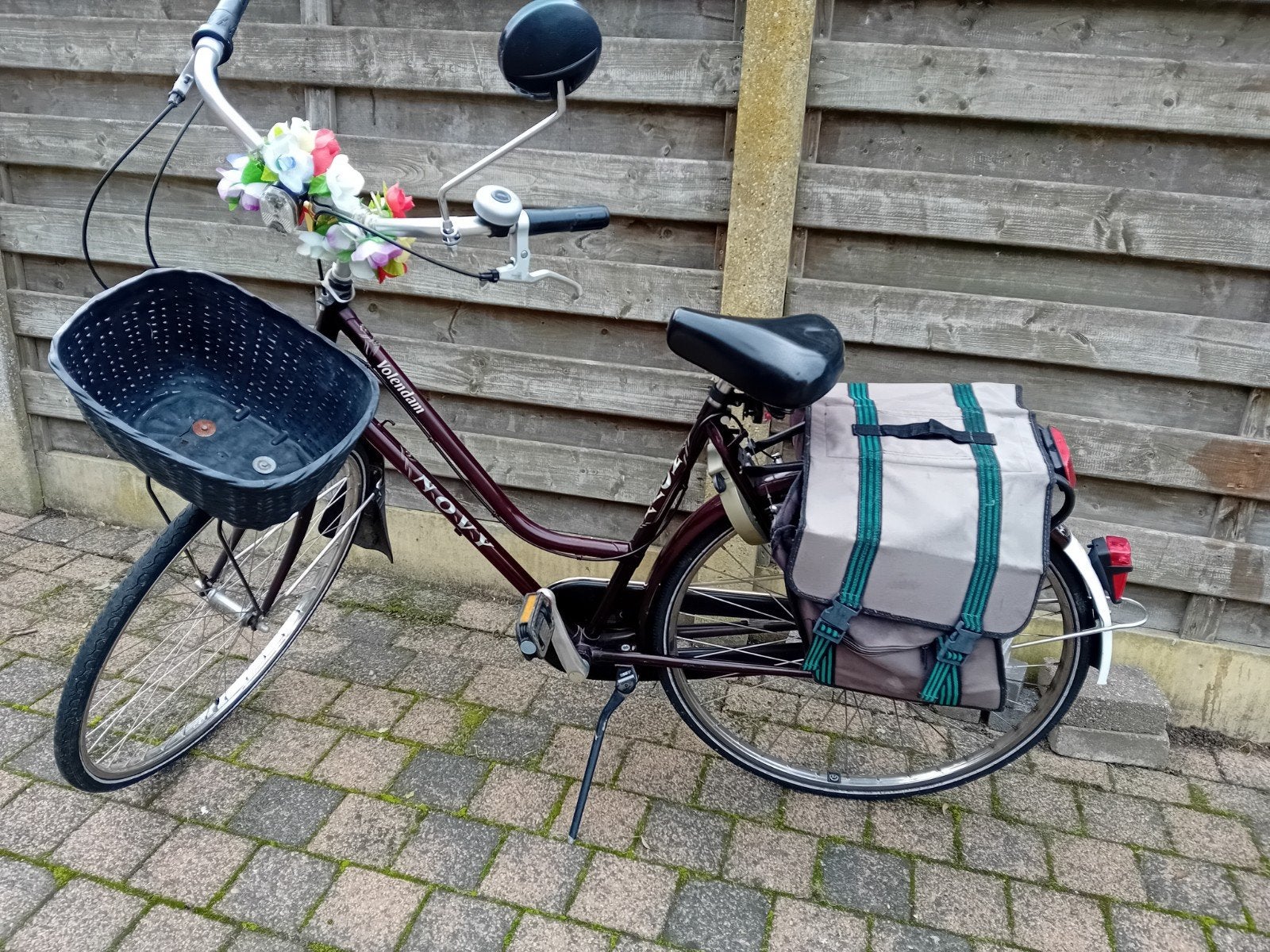 Novy Volendam dames fiets helemaal in orde, Enlèvement, Utilisé, Frein sur jante, Novy