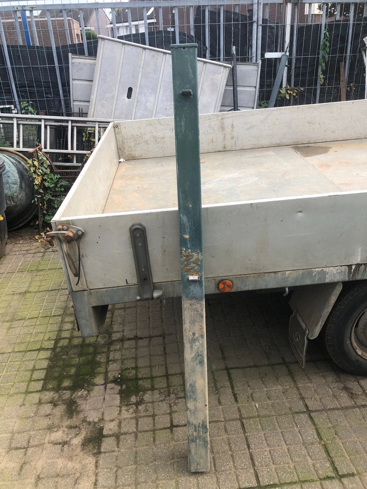 25 afrastering palen, Tuin en Terras, Ophalen, Zo goed als nieuw