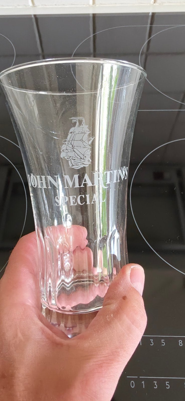 Bierglas John Martin's, Collections, Enlèvement ou Envoi, Comme neuf, Verre à bière